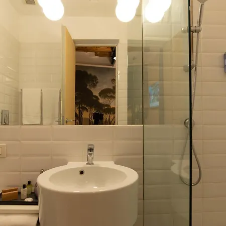 伊利特酒店 酒店 3*