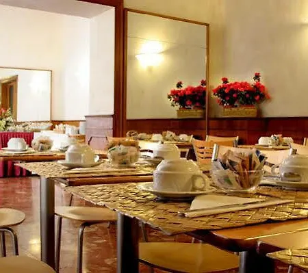 酒店 伊利特酒店