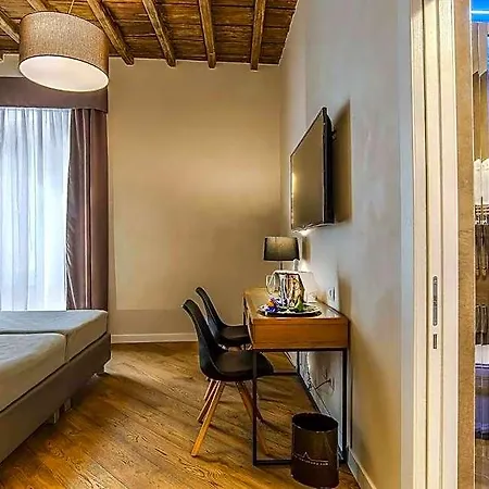 Elite Hotel 3*