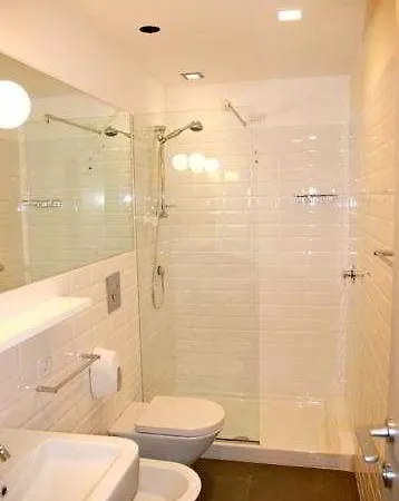 Elite Hotel 3*